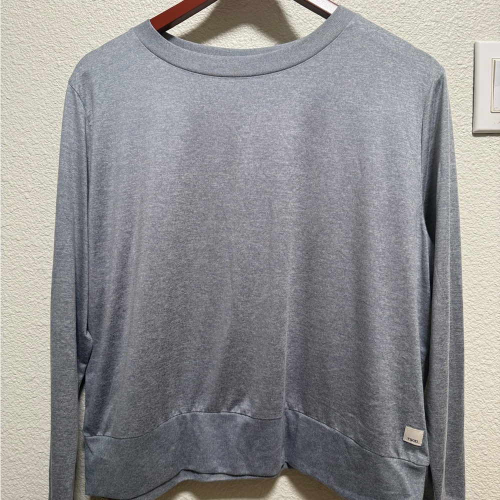 Vuori Long Sleeve Daydreamer Crew - Heathered grey blue - Women’s XL